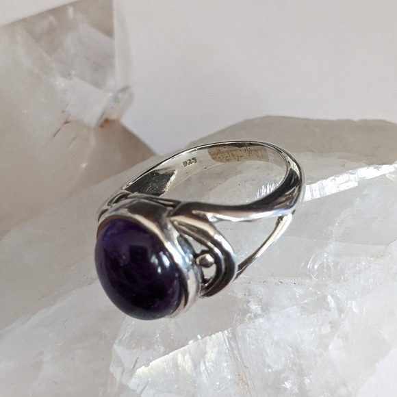 Natural Amethyst, 925 Silver Ring, size 6 - Picture 7 of 10